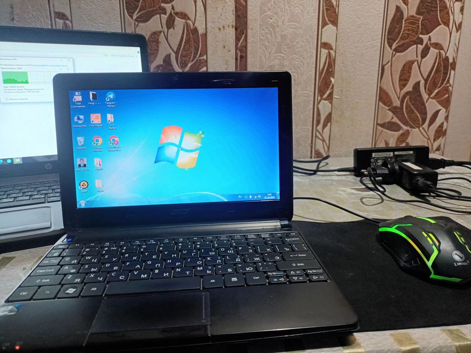 Netbuk Acer aspire one