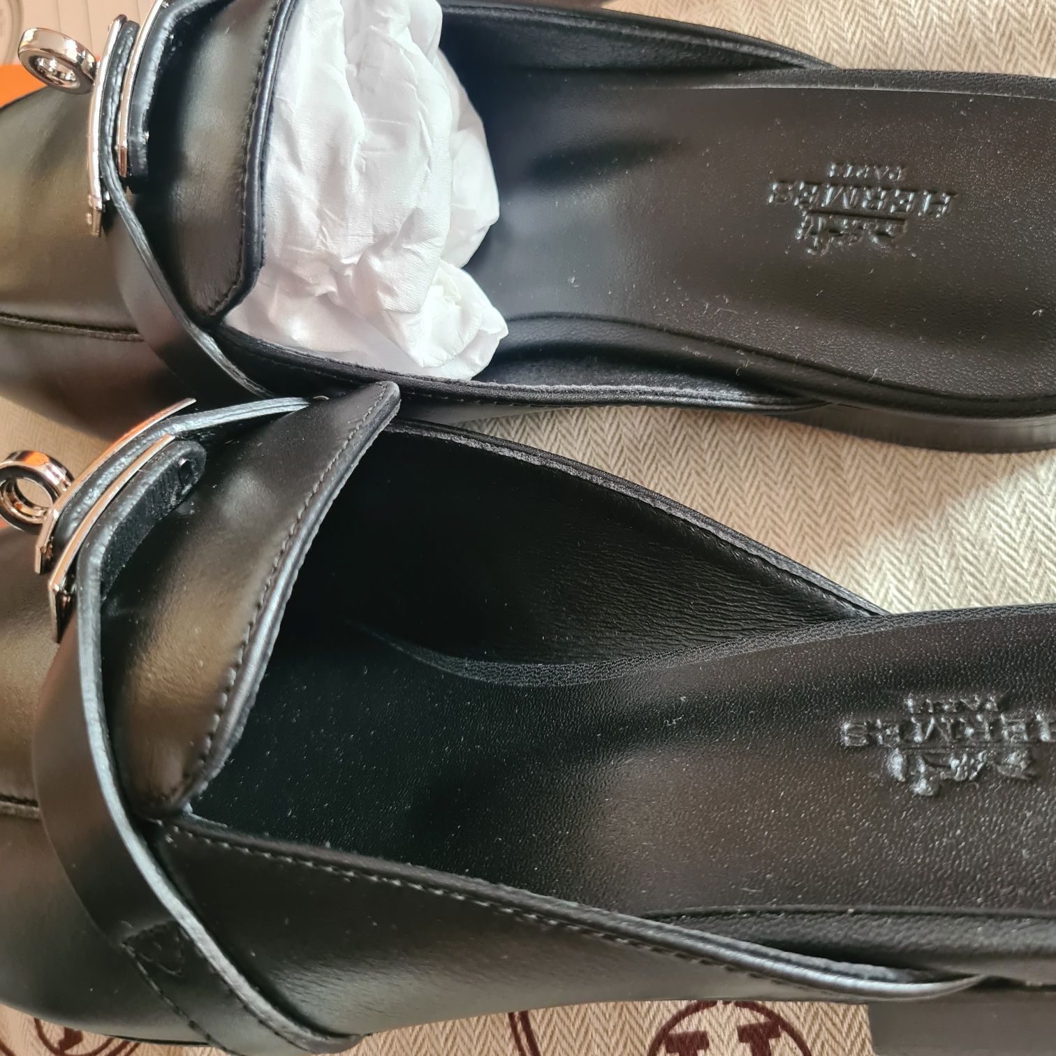 Papuci mules H*r*es / piele naturala/size 37,38,39/full pack(Chanel)