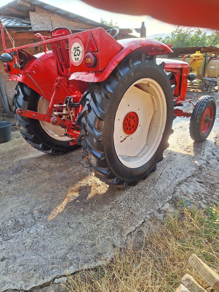 Vând tractor 50cp Hanomag ,Germania