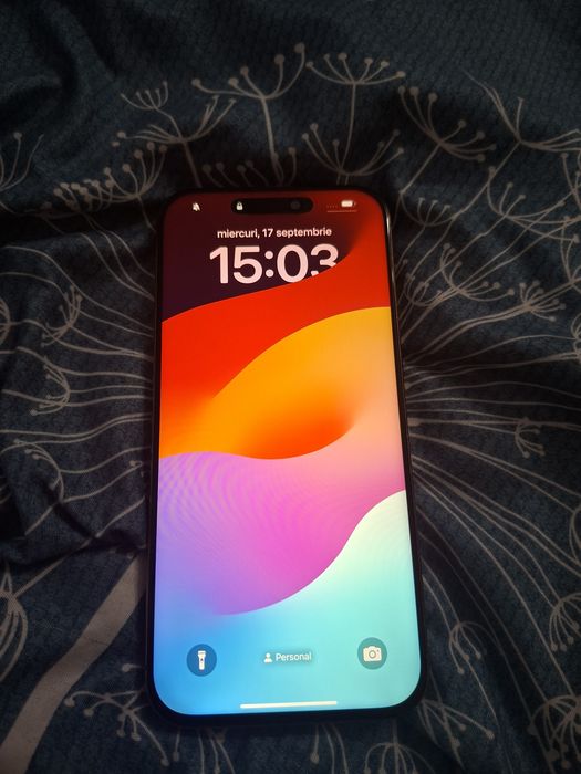 Vând iphone 16 pro max 100% baterie stare foarte bună