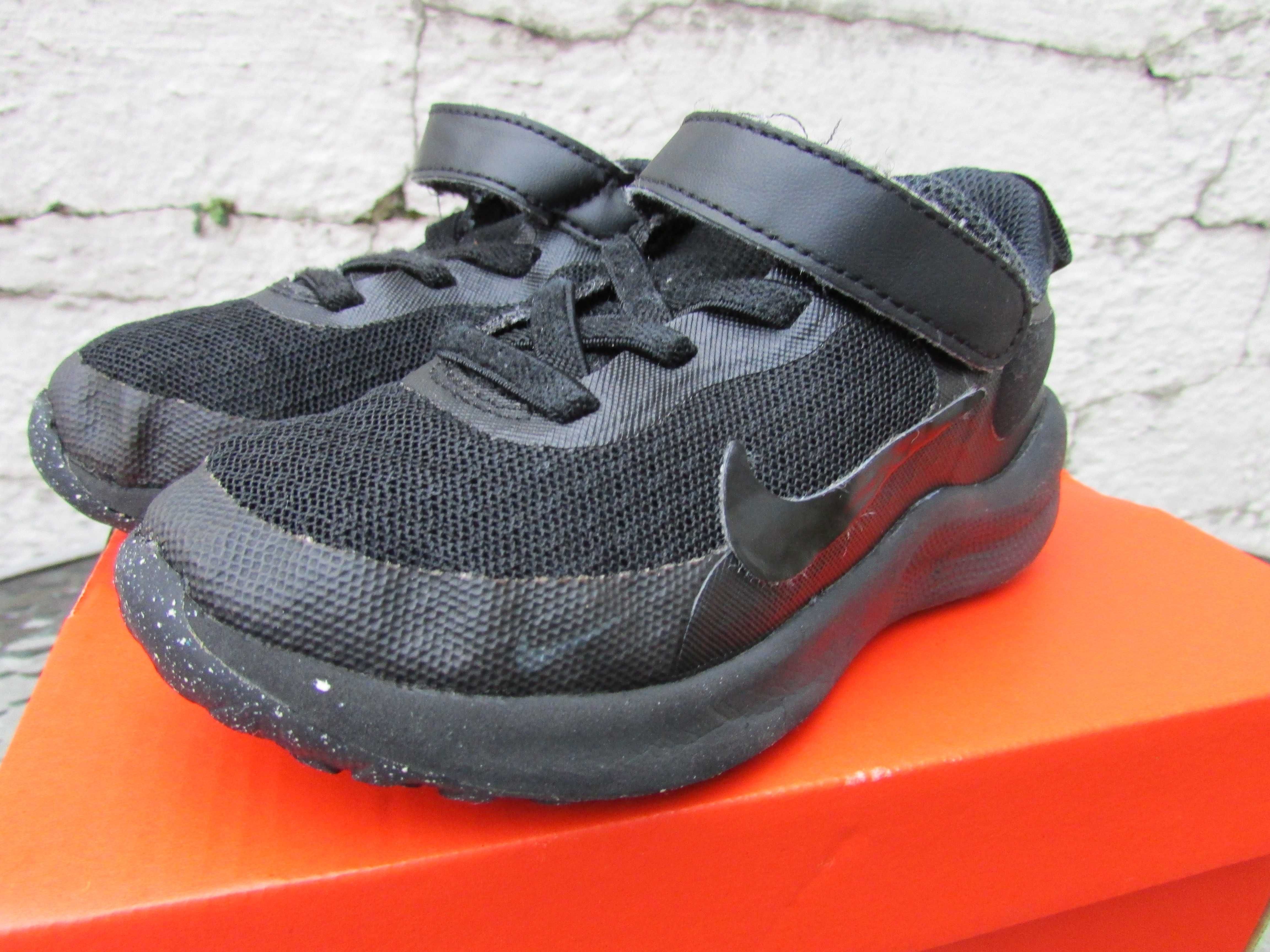 Детски маратонки Nike Revolution 7