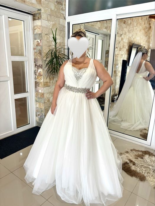 Rochie de mireasa model deosebit