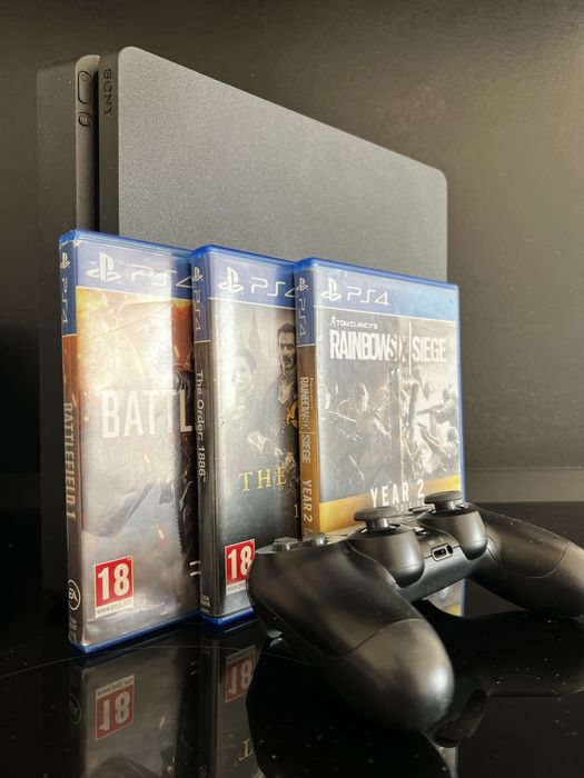NEGOCIABIL PS4 SLIM 1TB + 3 jocuri + 1 manetă