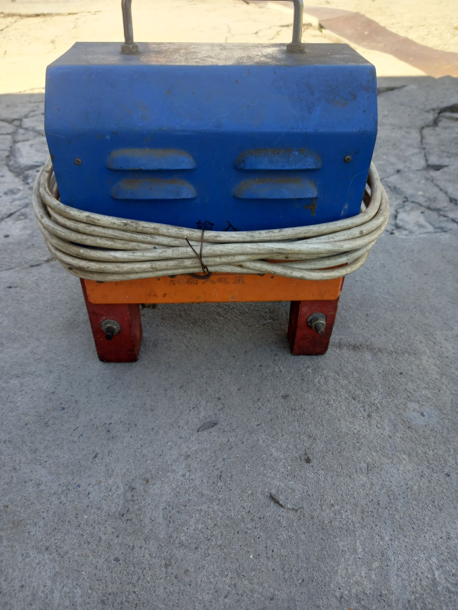 Продам сварочный