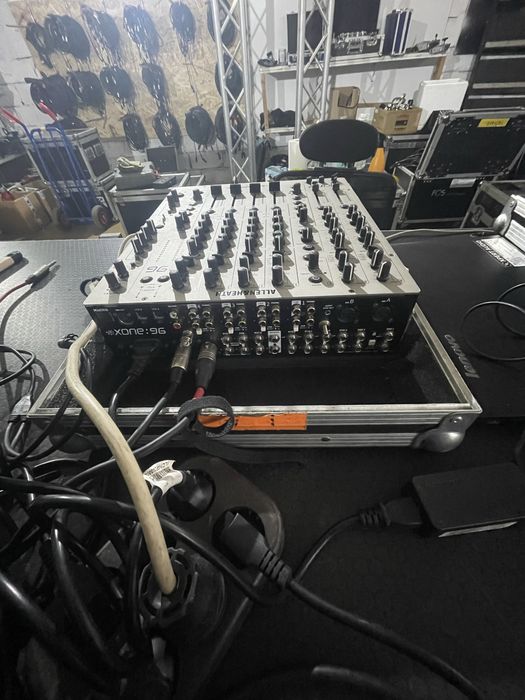 Vand Dj Mixer Allen&Heath xone 96si 92