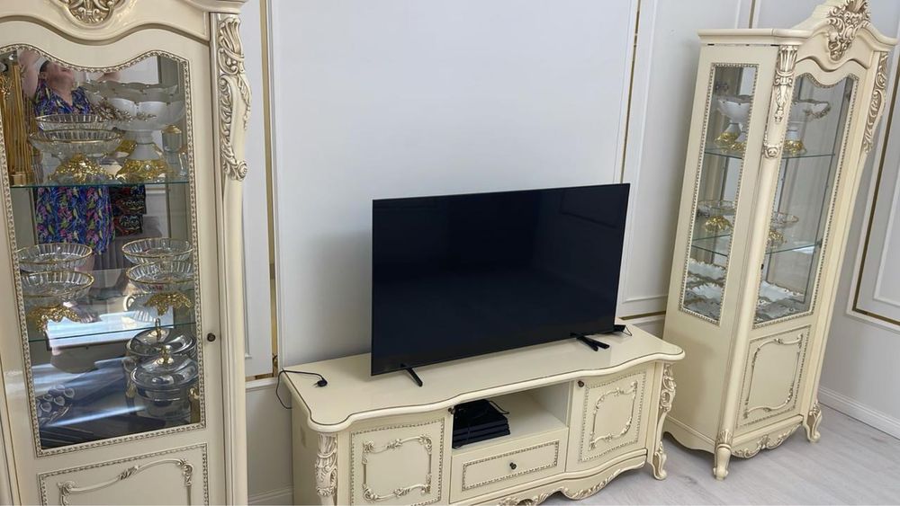 Мебель для гостинной,горка