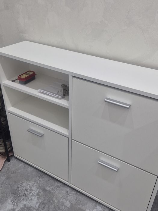 Продаётся обувница