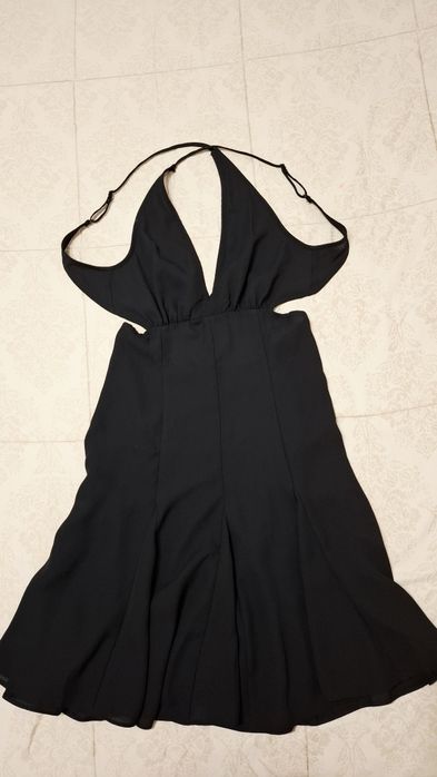 Rochie cu spatele gol XS