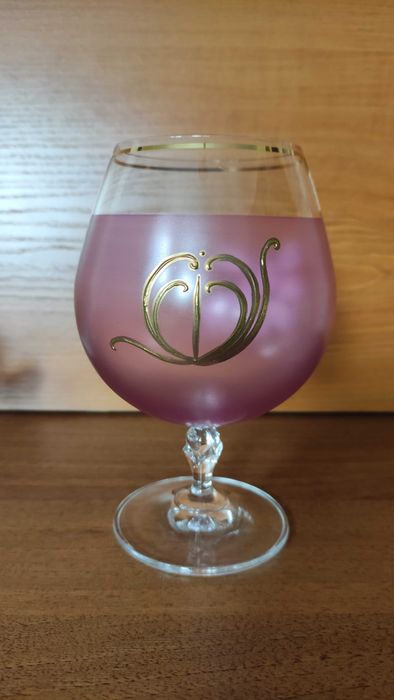 Цветна кристална чаша за юбилей