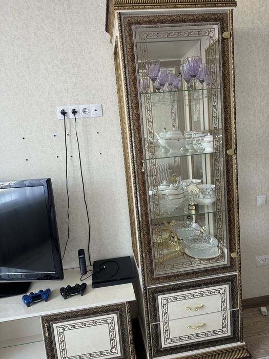 Стенка в гостинную