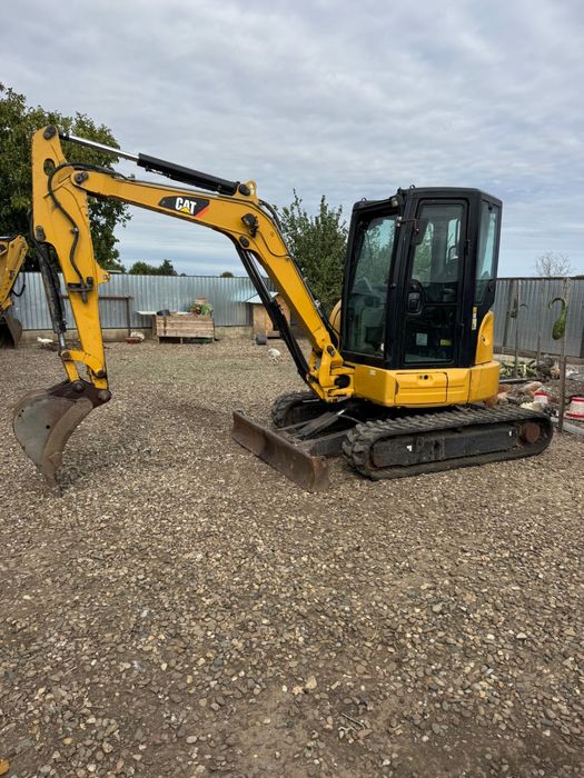Miniexcavator caterpillar 304 E2