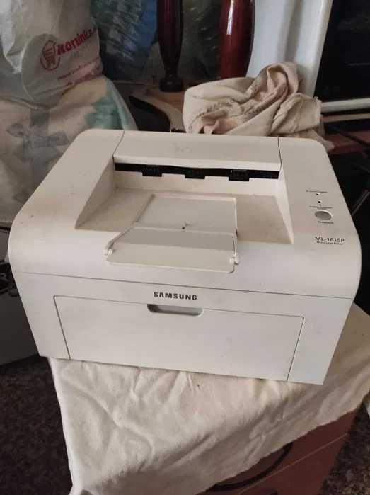 Продам принтер Samsung ML-1615P