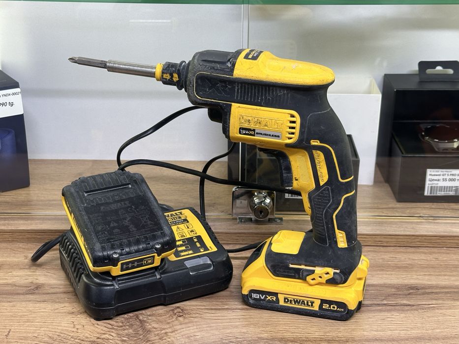 Шуруповерт Dewalt | Кэш-Маркет Ломбард
