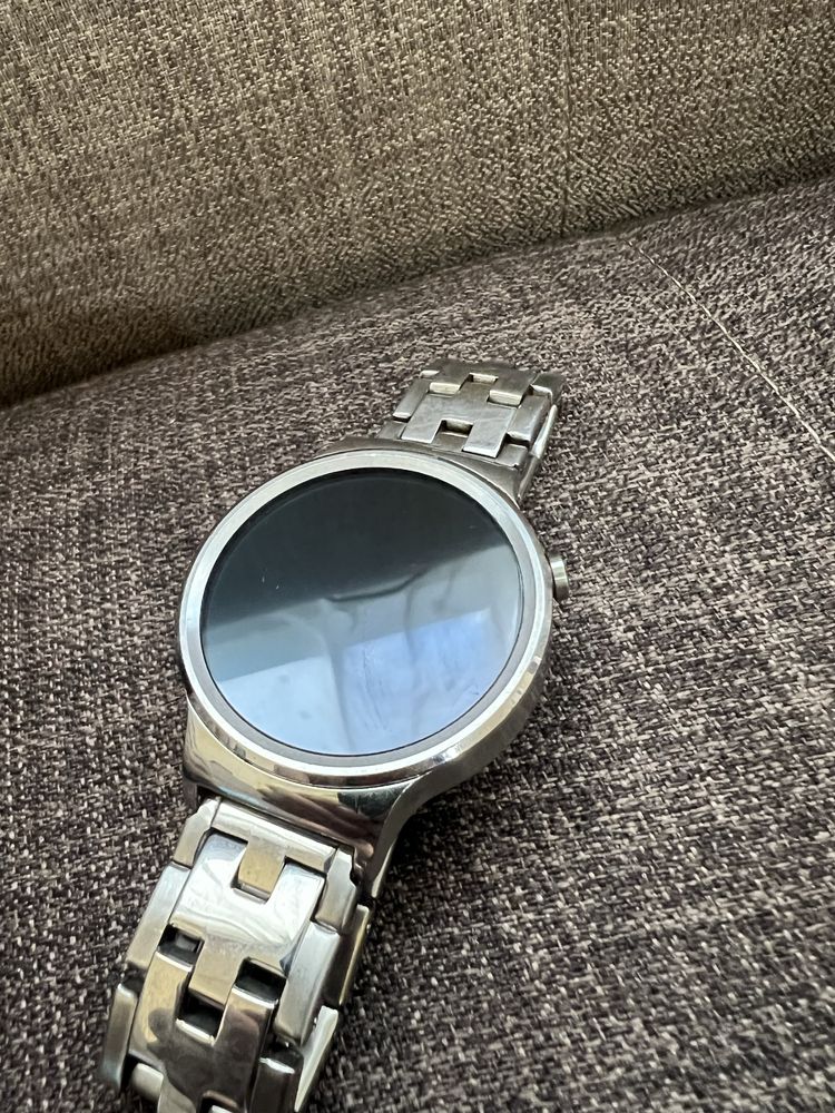 Смарт часовник Huawei Watch 1