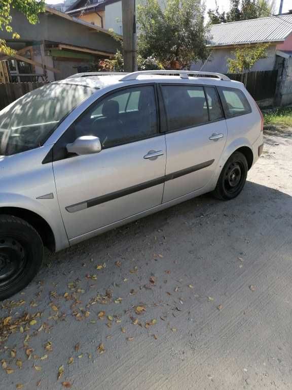 dezmembrez renault megane 2 1.9 dci 2006,combi volan pe stanga