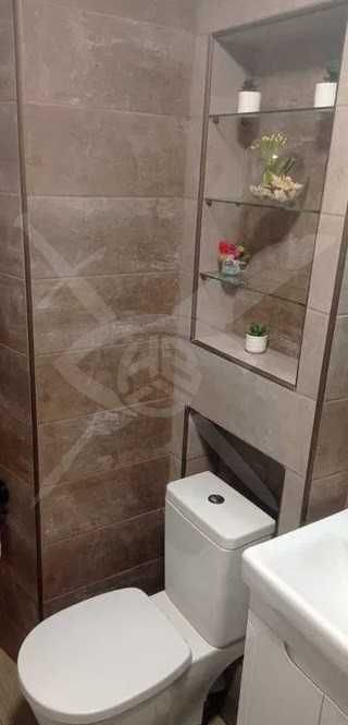 Дава се под наем Тристаен апартамент в Варна, Цветен квартал - 70 кв.м за 600 € - Снимка #5