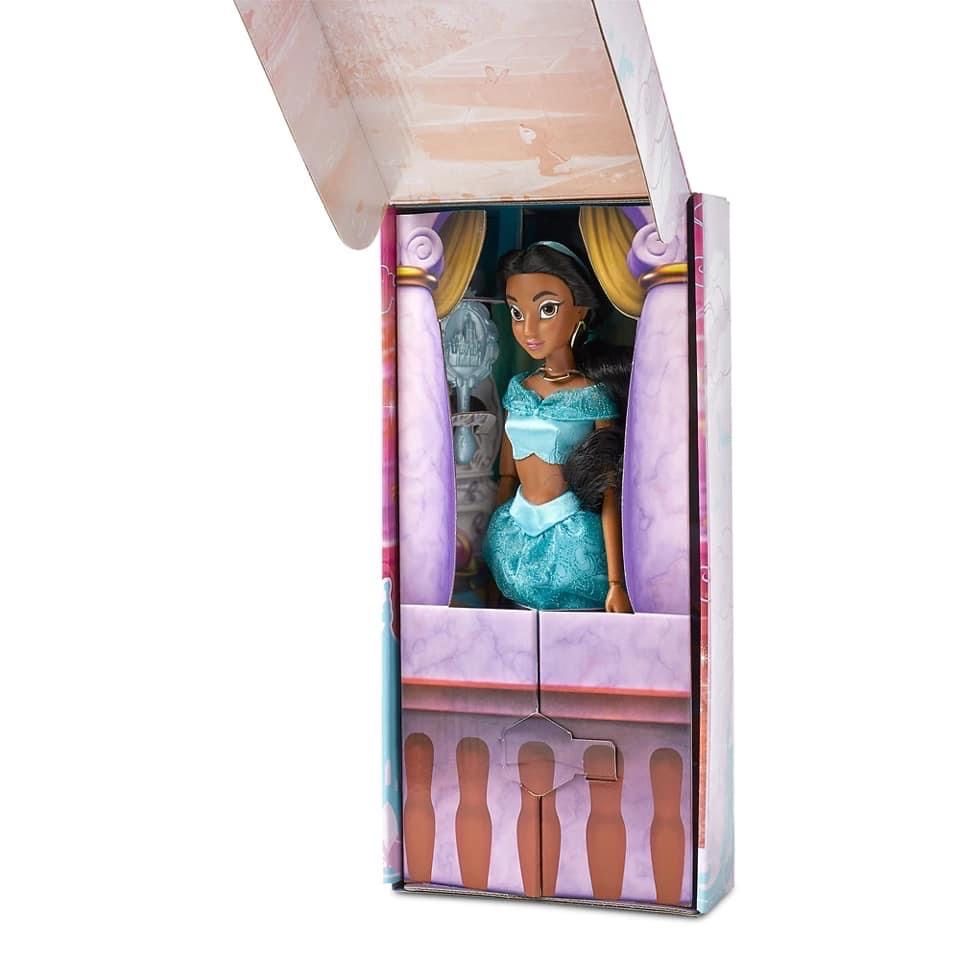Страхотна оригинална Disney кукла Ясмин Jasmine