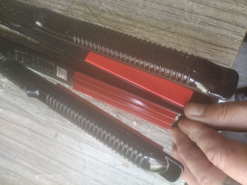 В помощь укладки волос.две плойки.