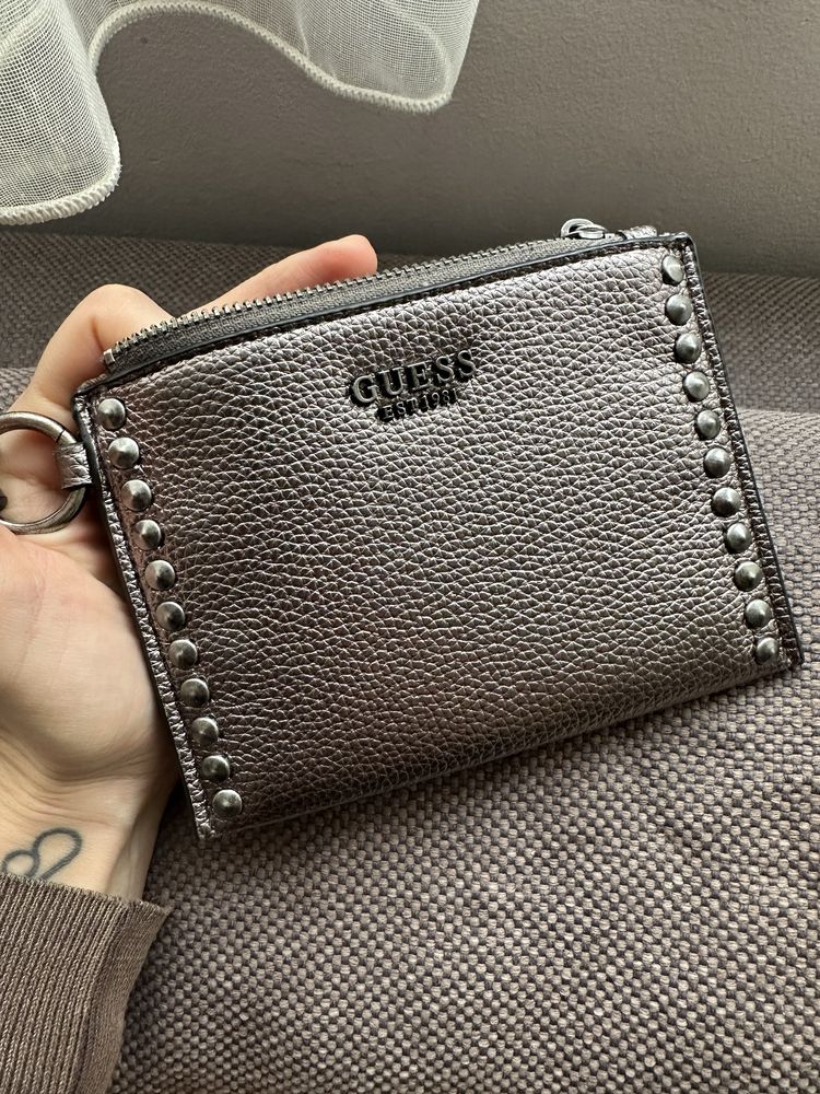 Оригинална чанта Guess с портмоне
