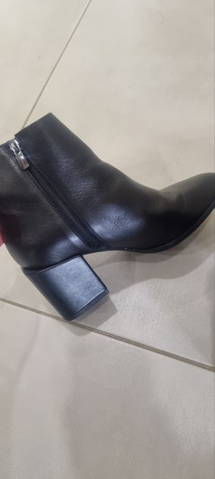 Дамски боти на Gino Rossi, естествена кожа