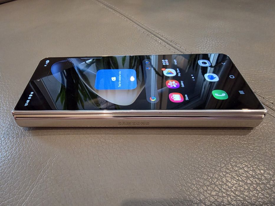 Samsung Z Fold 4
