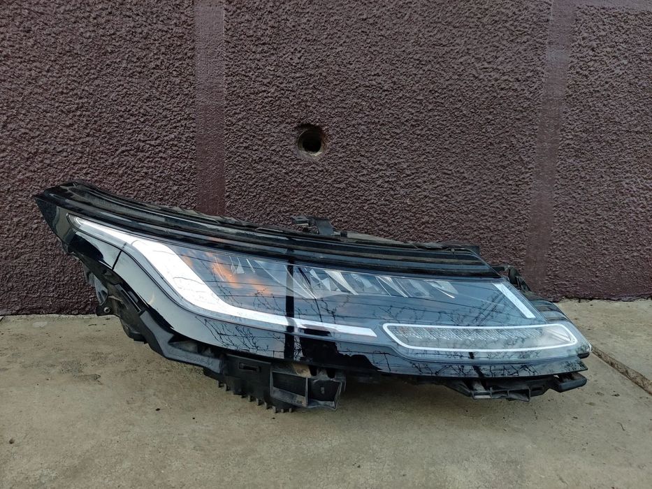 Far dreapta Full LED Land/Range Rover Evoque 2 L551 M8D2-13W029-BA
