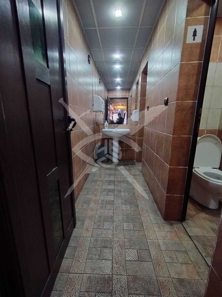 Продава се Заведение в Бургас, Възраждане - 270 кв.м за 1075 €/кв.м - Снимка #4