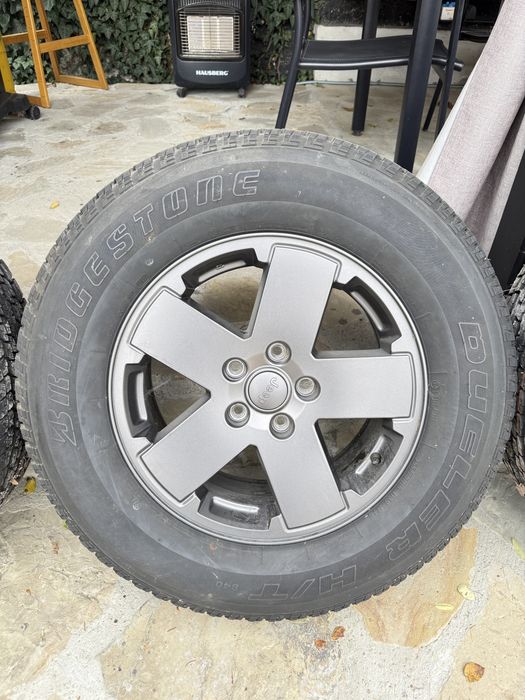 Jante si anvelope Jeep Wrangler JK Rubicon Recon putin folosite