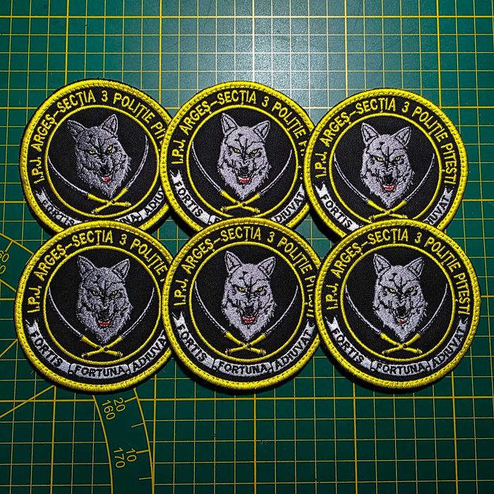 Patch-uri, embleme brodate personalizate (+velcro)