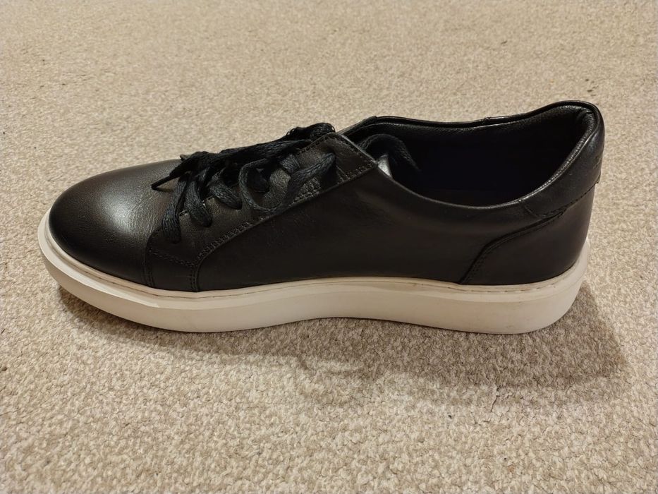 Носени веднъж! истинска кожа обувки Мoni (43 номер)