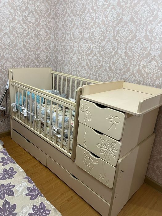 Детская кроватка