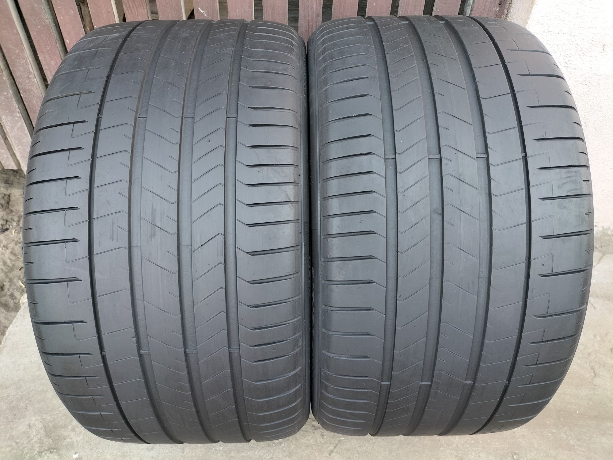 2 Cauciucuri de vara Pirelli 315 30 ZR21