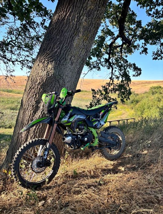 De vânzare motocross 125cc Hurricane