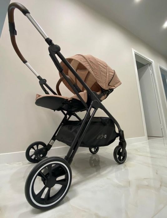 Коляска детская Happy baby luna в хорошем состоянии. 0+