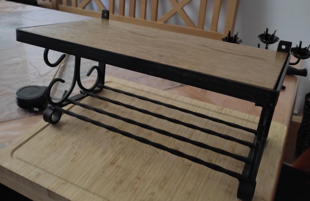 Стенна етажерка от ковано желязо* Стабилна* Атрактивен дизайн