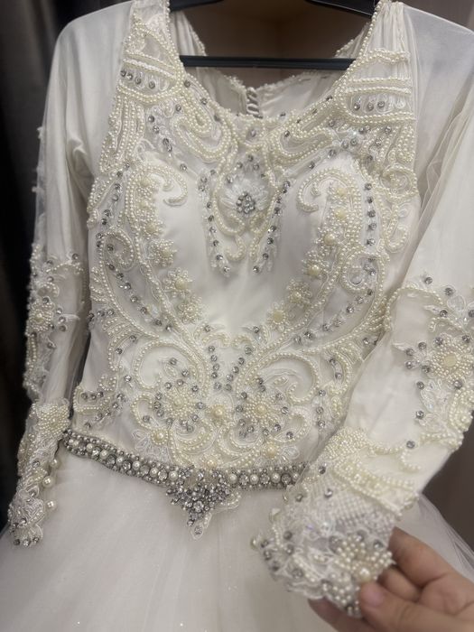 Свадебное платье продам