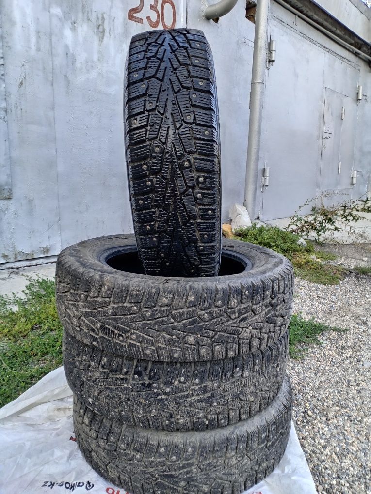 Продам зимние шины
