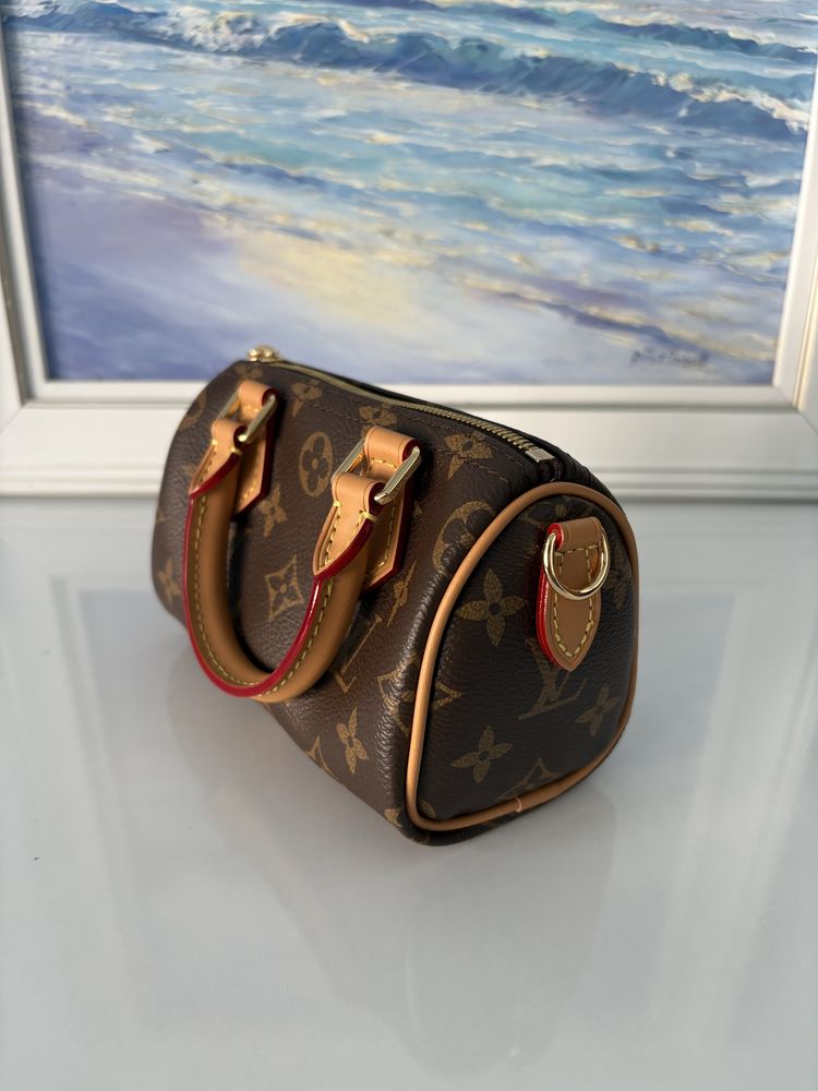 Дамска чанта - Louis Vuitton
