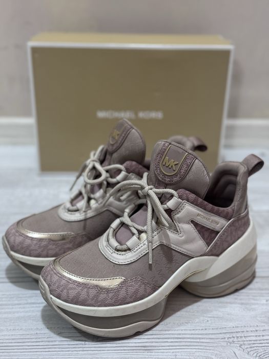 Дамски обувки Michael Kors Olympia