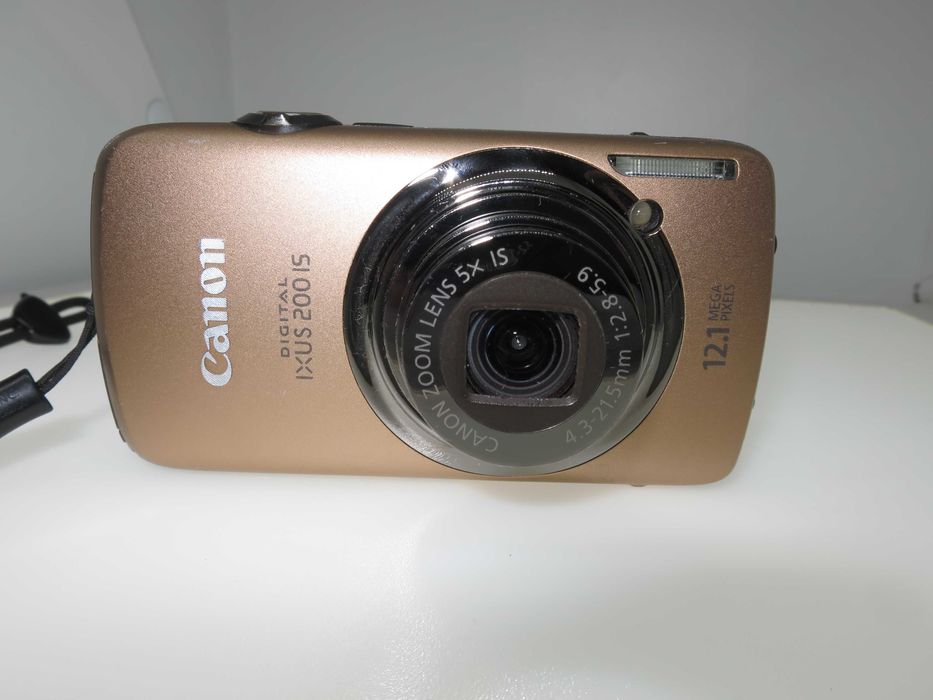 Canon digital IXUS 200 is компактен цифров фотоапарат цифрова камера