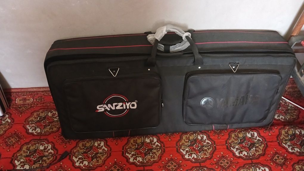 Ensoniq ts 10 sotiladi