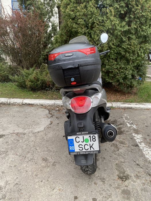 Vand scuter Aprilia Scarabeo 250