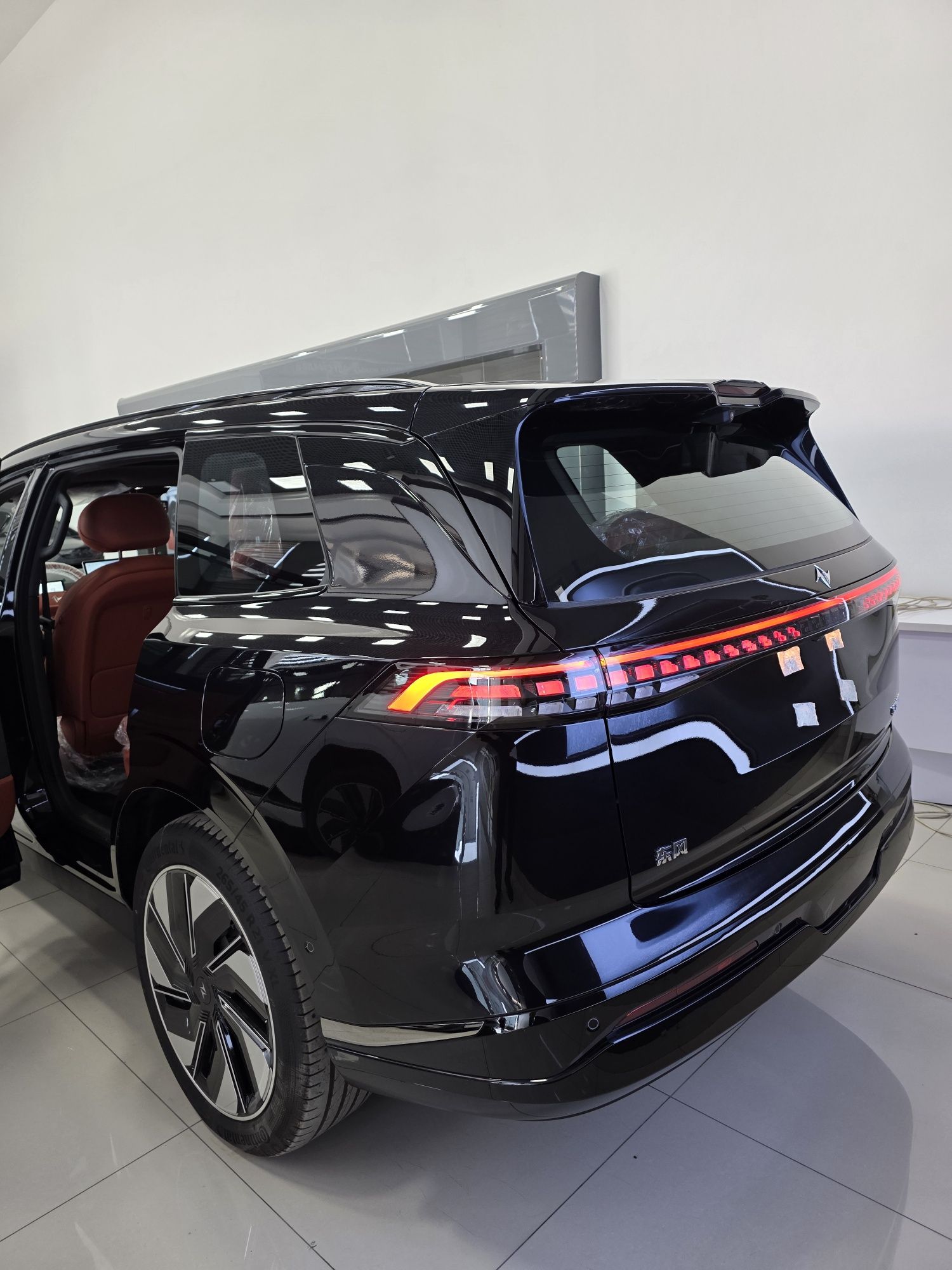 Dongfeng eπ 008 max 210