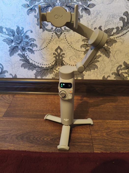 DJ osmo monile 7 sotiladi