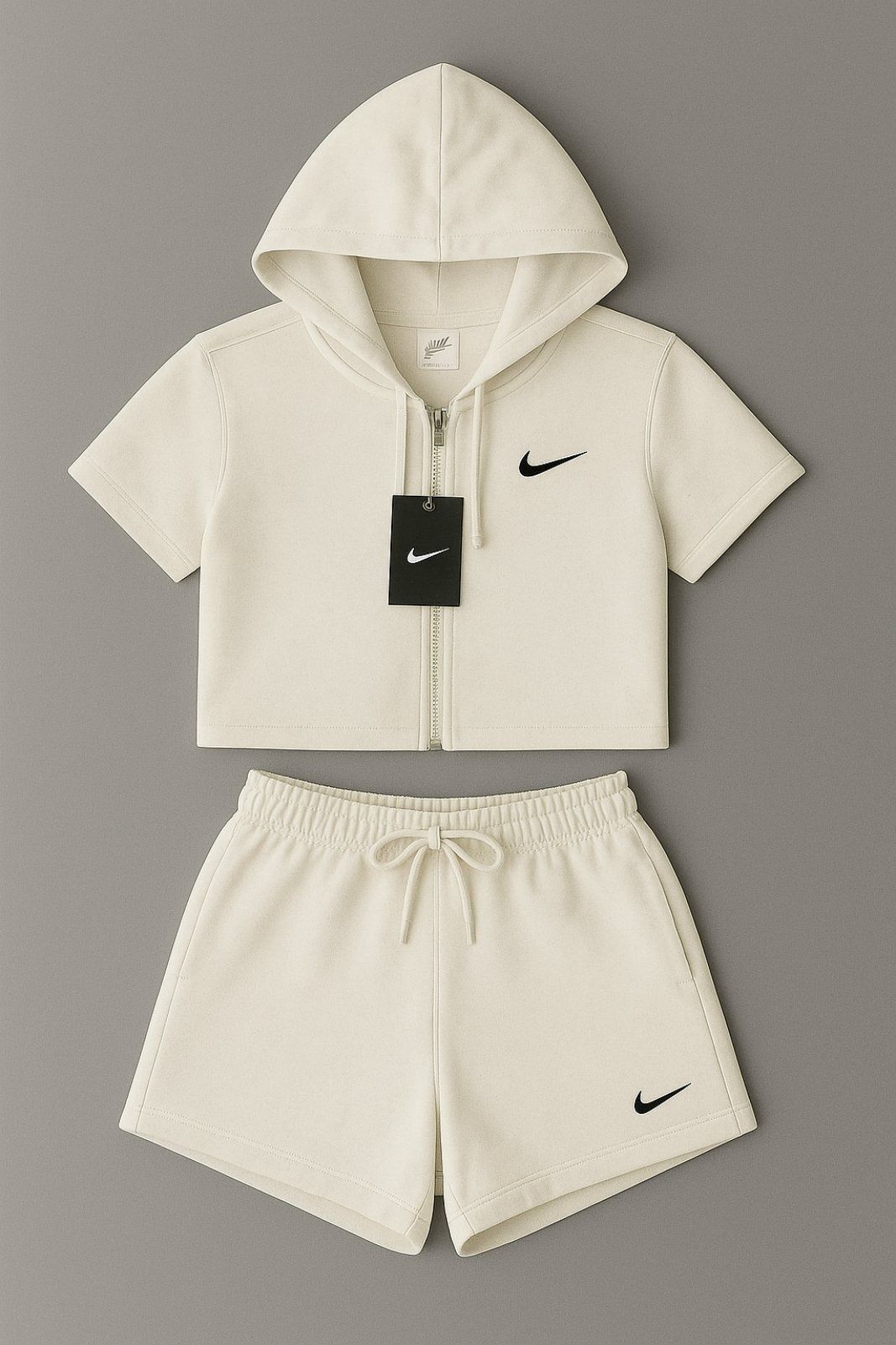 Женски екипи Nike