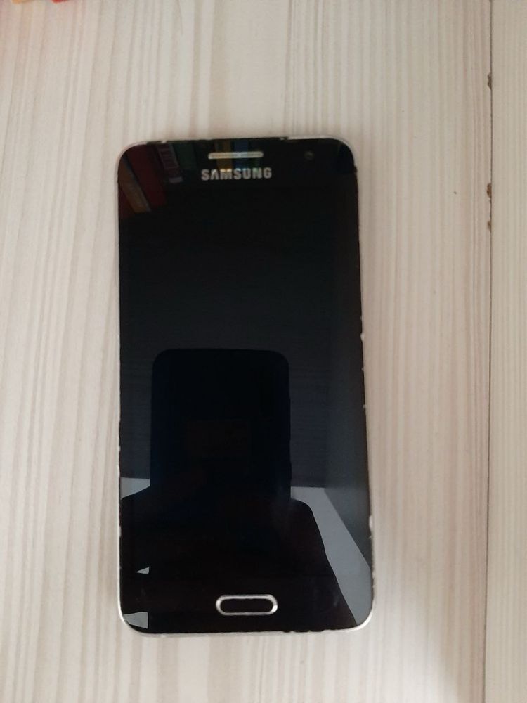Samsung  Galaxy.  A3