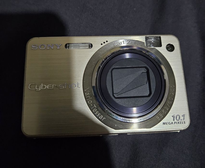 Цифровой фотоаппарат Sony Cyber-Shot