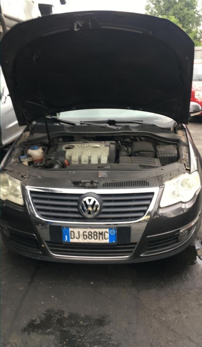 Dezmembrez vw passat b6