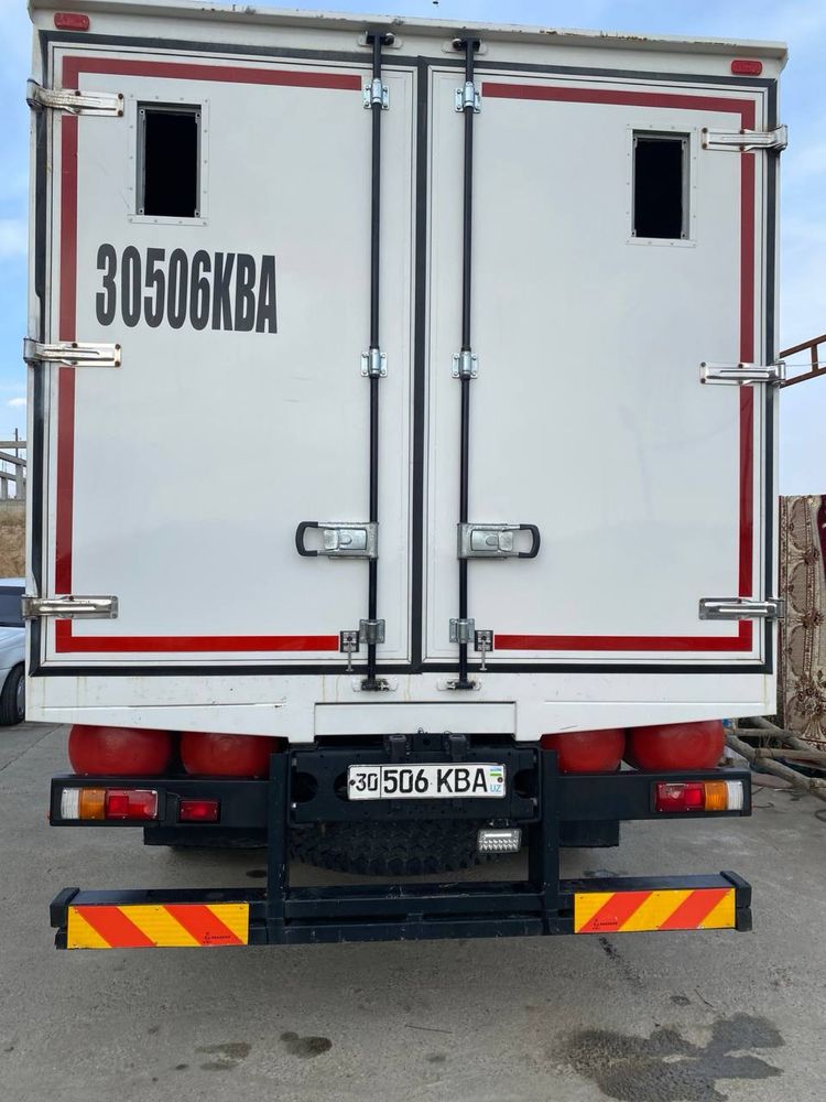 Isuzu yili 2023 gaz baloni bilan