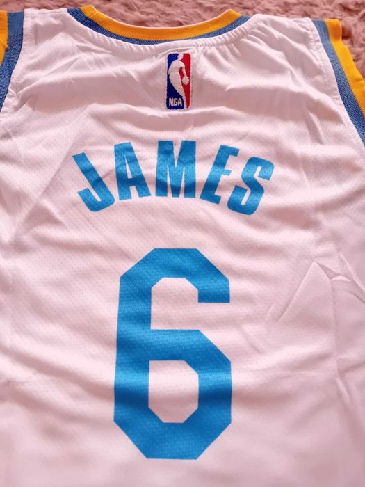 Чисто нов оригинален екип на Los Angelis Lakers - LeBron James